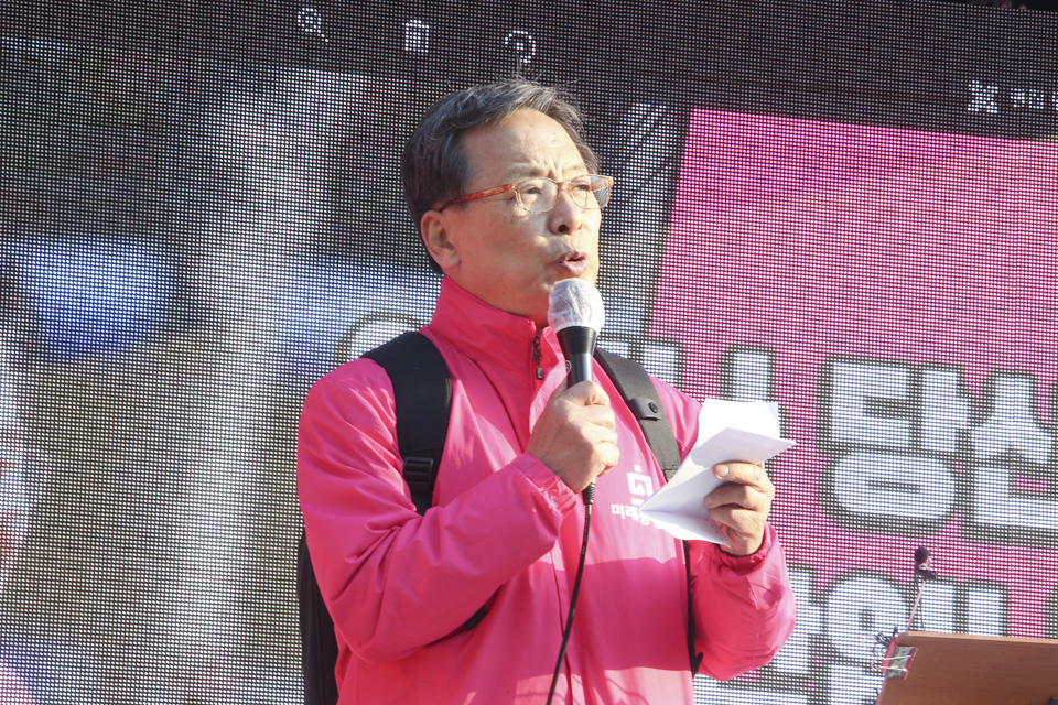 제목 노출 영역입니다 이미지