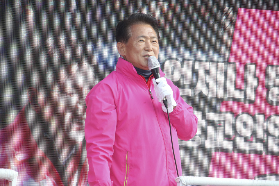 제목 노출 영역입니다 이미지