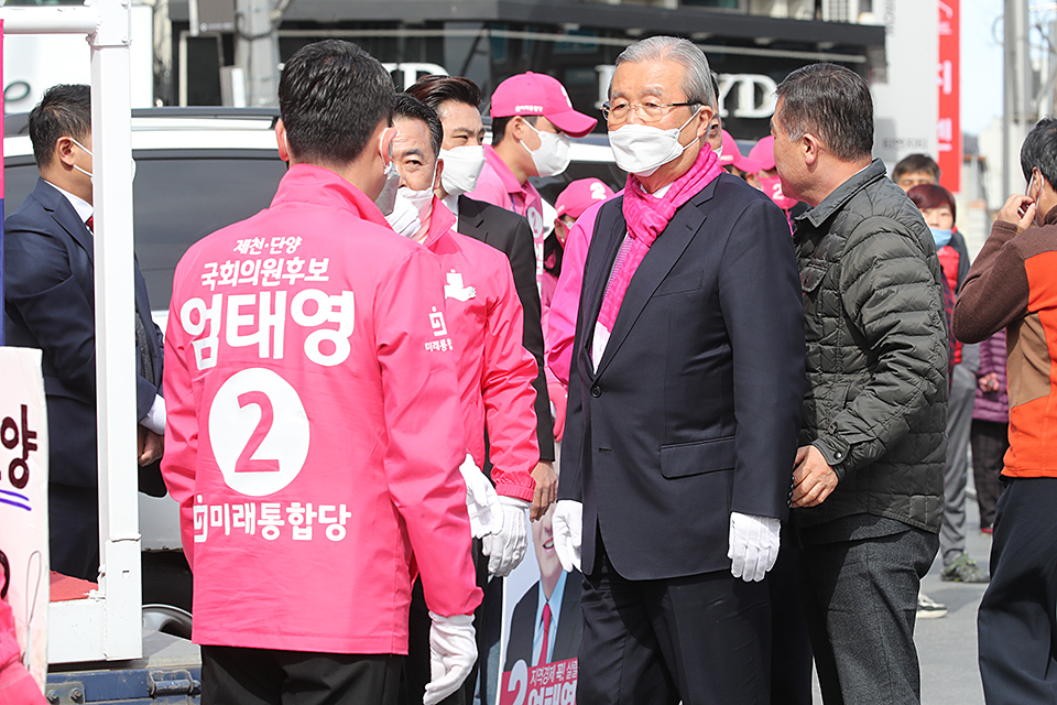 제목 노출 영역입니다 이미지