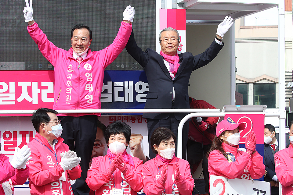 제목 노출 영역입니다 이미지