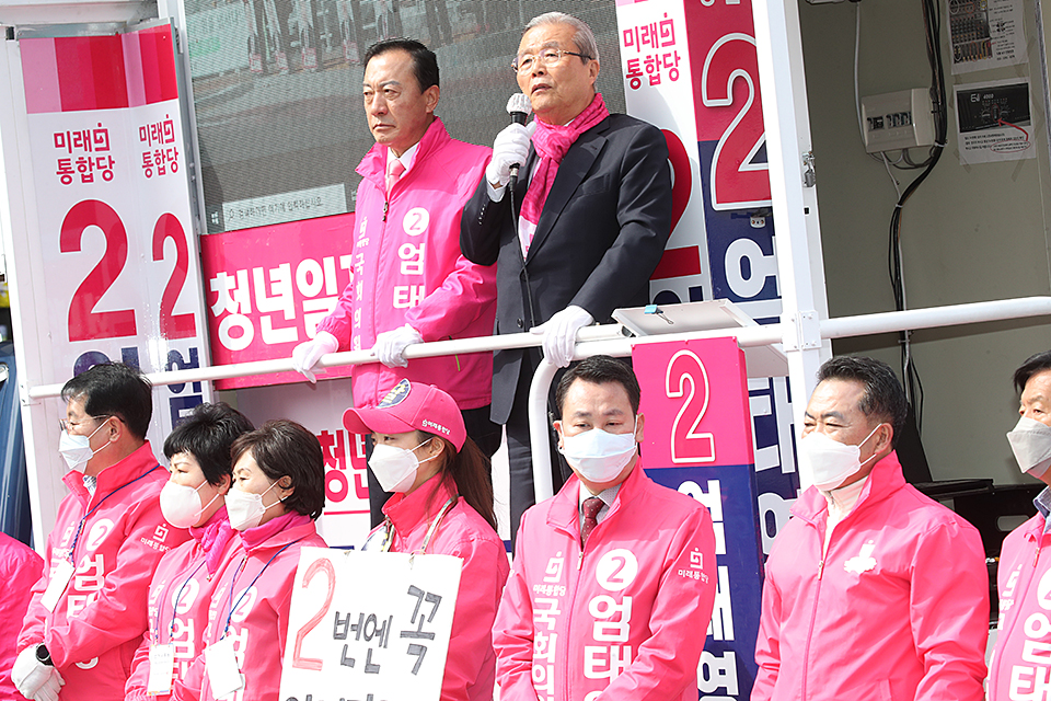 제목 노출 영역입니다 이미지