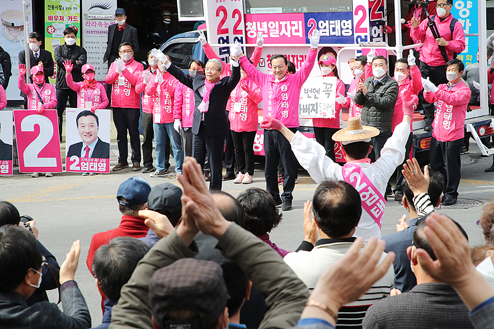 제목 노출 영역입니다 이미지