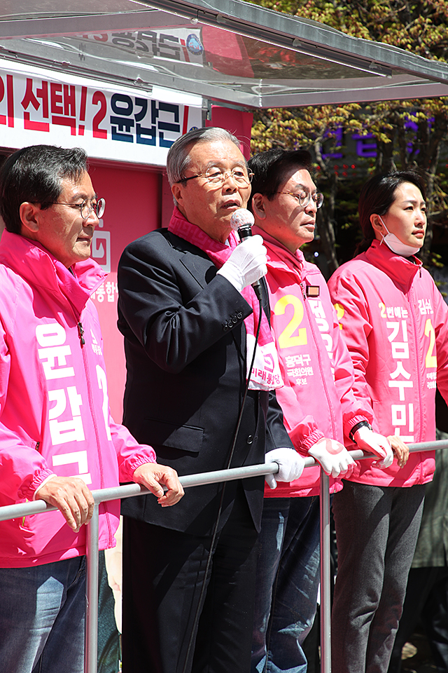 제목 노출 영역입니다 이미지