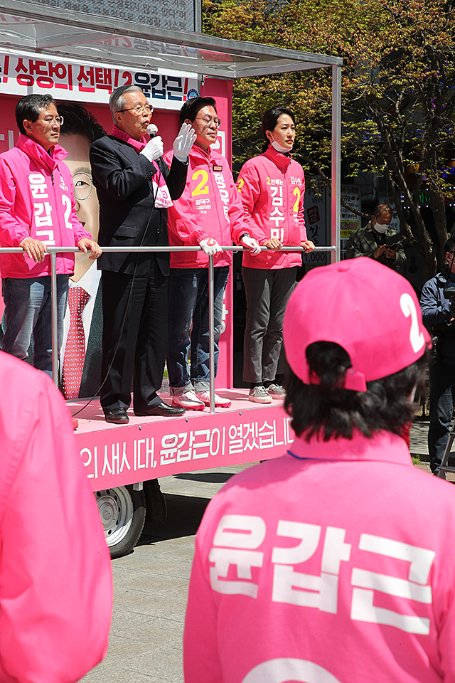 제목 노출 영역입니다 이미지