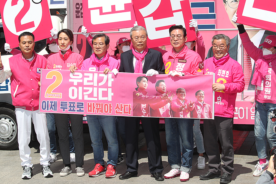 제목 노출 영역입니다 이미지