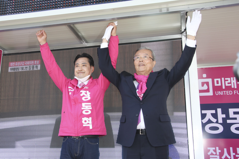 제목 노출 영역입니다 이미지
