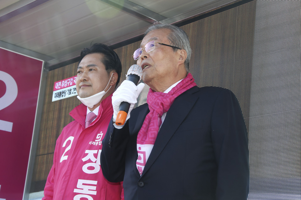 제목 노출 영역입니다 이미지