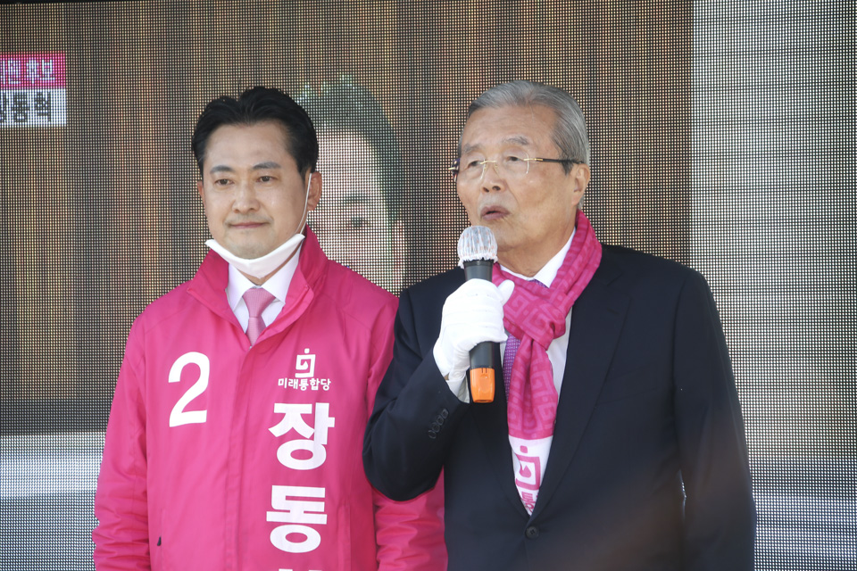 제목 노출 영역입니다 이미지