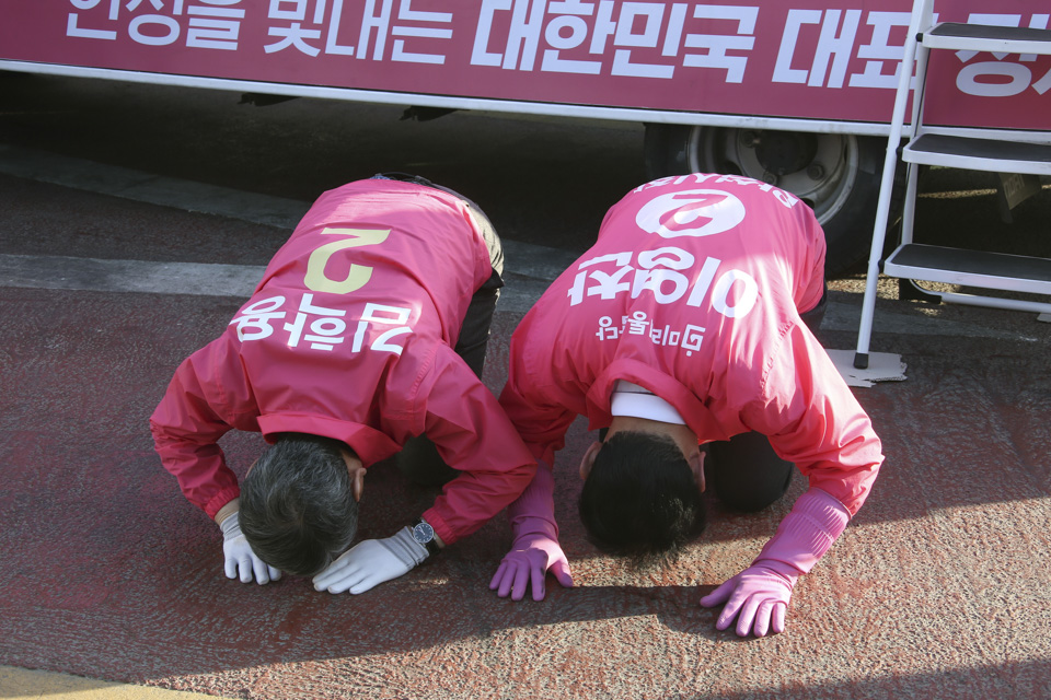 제목 노출 영역입니다 이미지