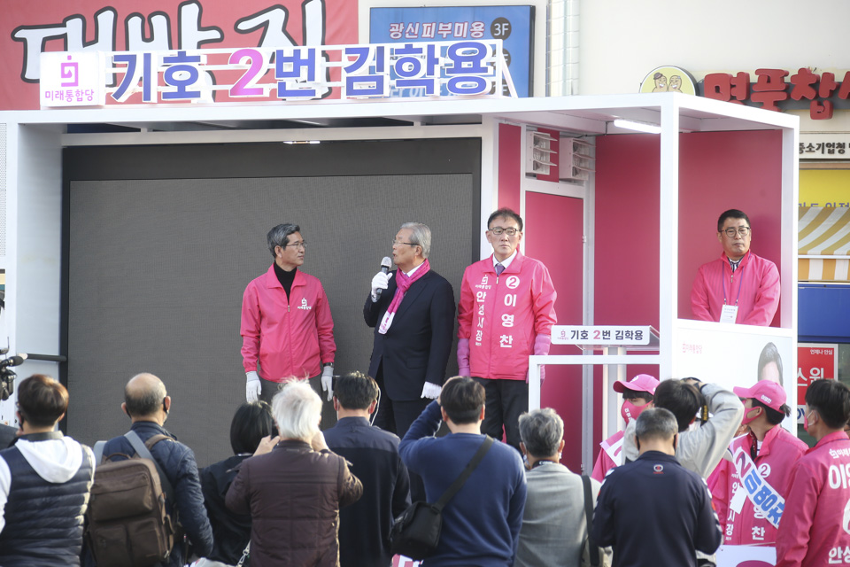 제목 노출 영역입니다 이미지