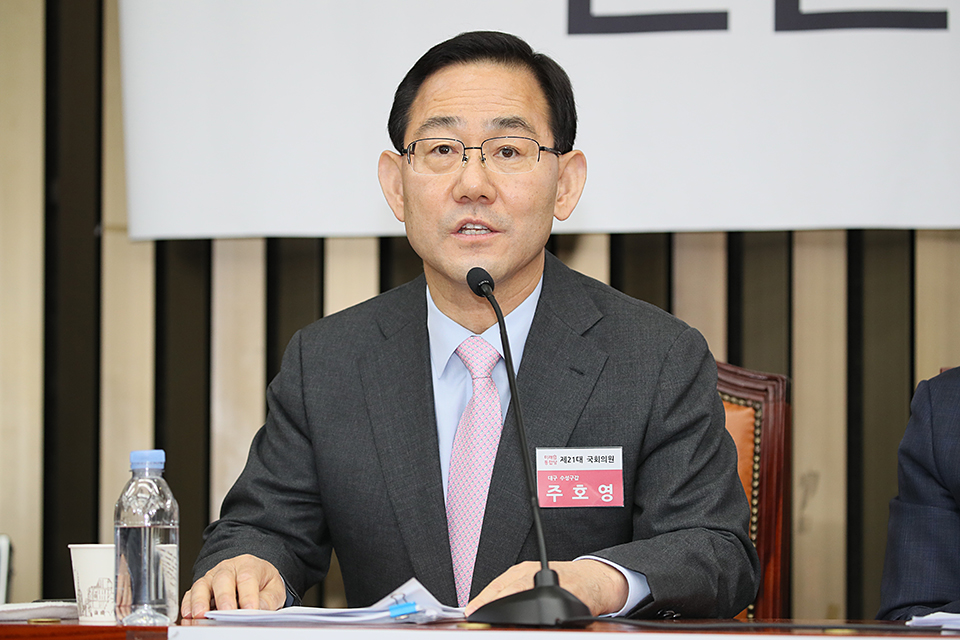제목 노출 영역입니다 이미지