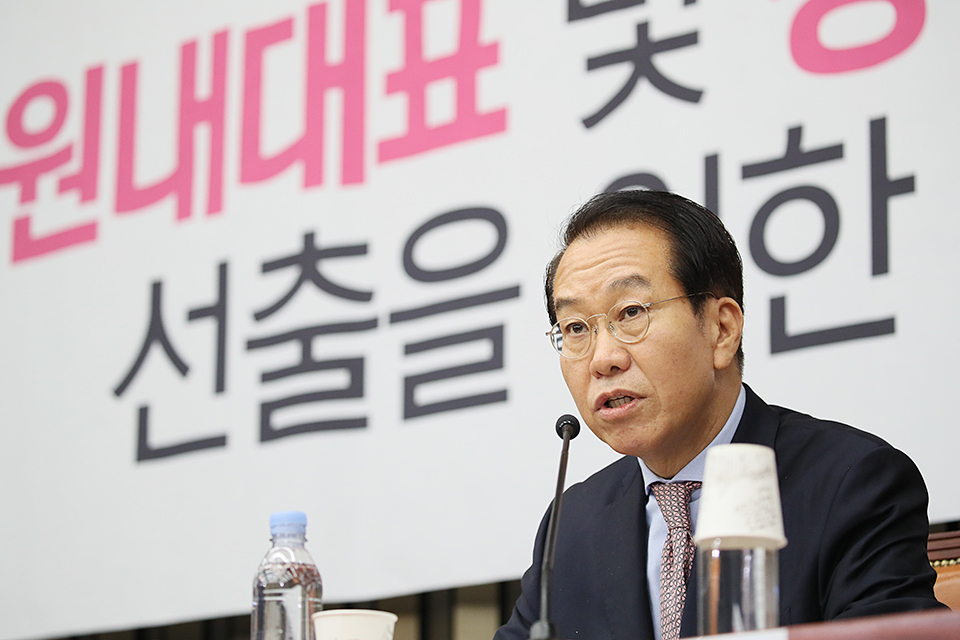 제목 노출 영역입니다 이미지