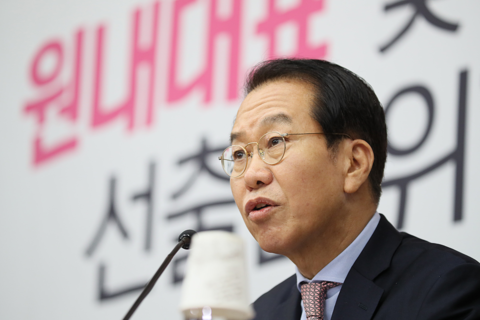 제목 노출 영역입니다 이미지