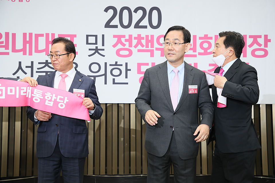 제목 노출 영역입니다 이미지