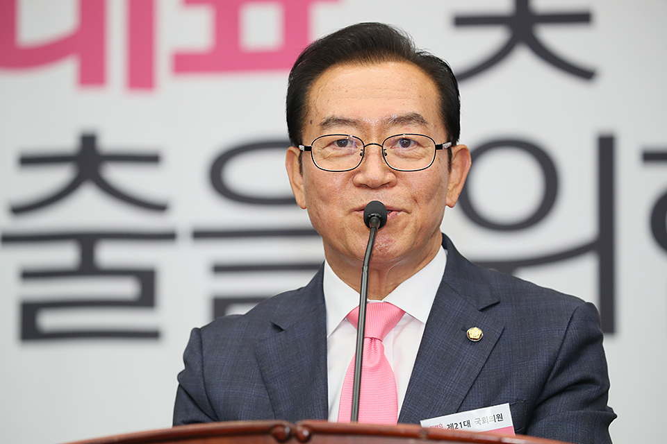 제목 노출 영역입니다 이미지