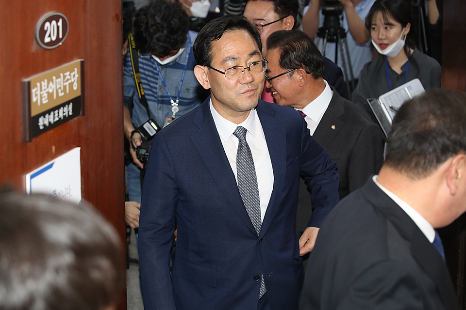 제목 노출 영역입니다 이미지