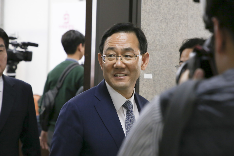 제목 노출 영역입니다 이미지