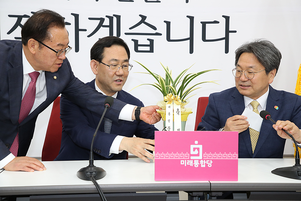 제목 노출 영역입니다 이미지