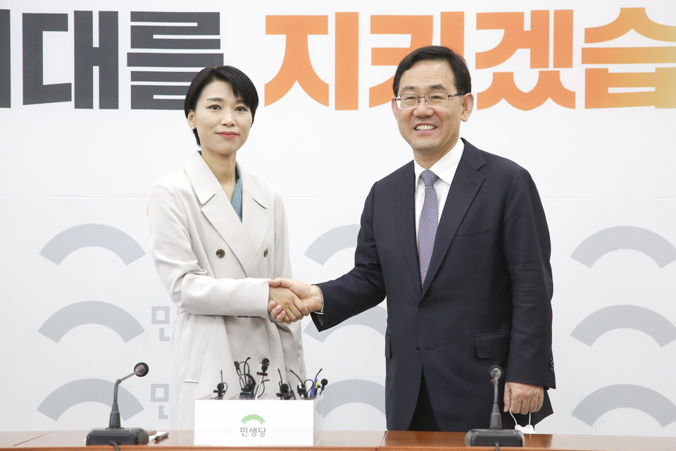 제목 노출 영역입니다 이미지