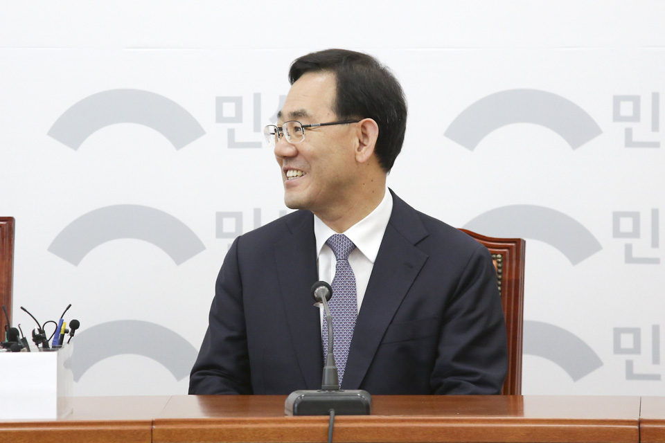 제목 노출 영역입니다 이미지