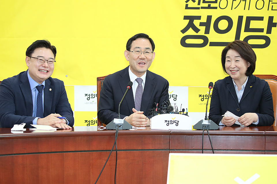 제목 노출 영역입니다 이미지