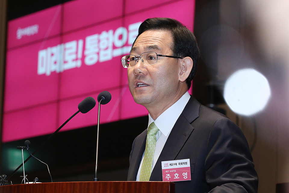 제목 노출 영역입니다 이미지