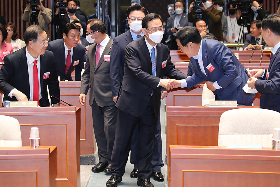 제목 노출 영역입니다 이미지