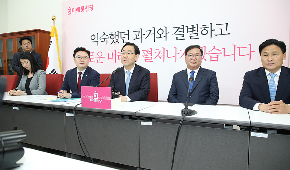 제목 노출 영역입니다 이미지