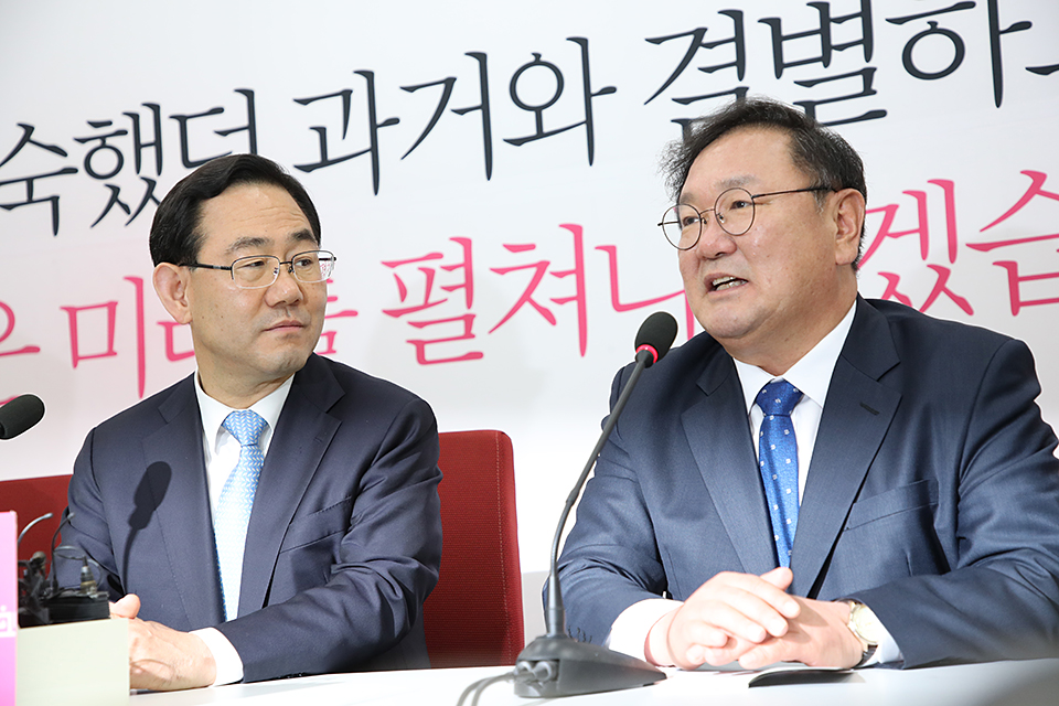 제목 노출 영역입니다 이미지