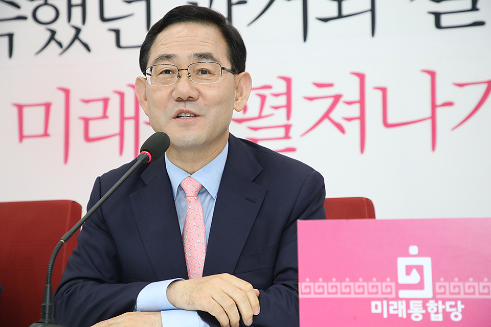 제목 노출 영역입니다 이미지