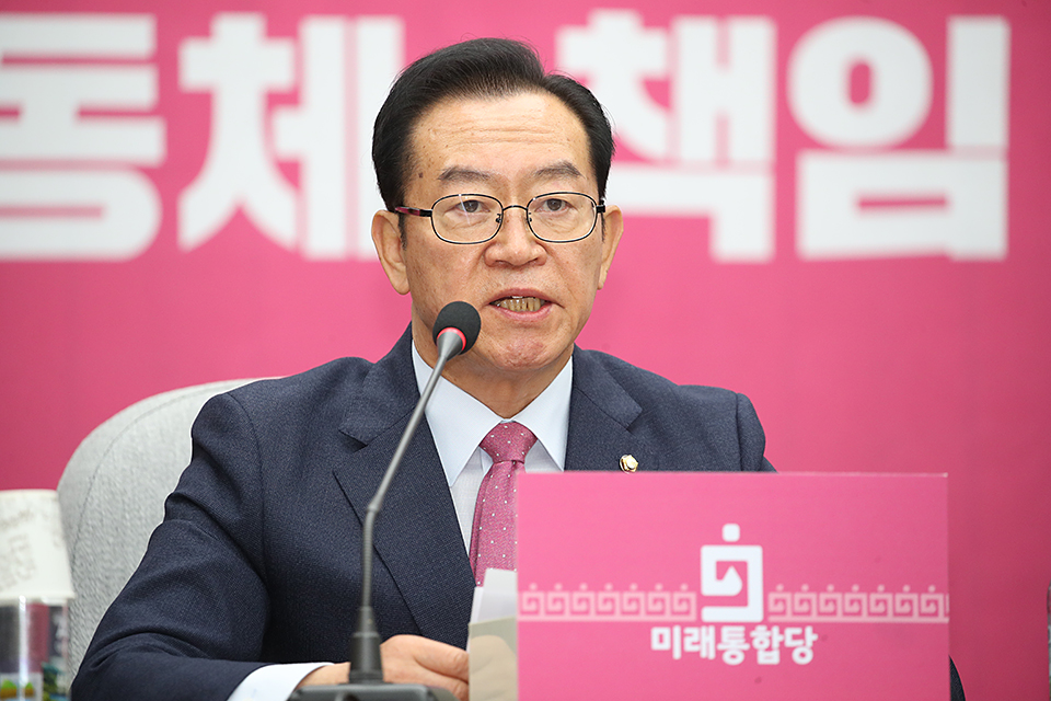제목 노출 영역입니다 이미지