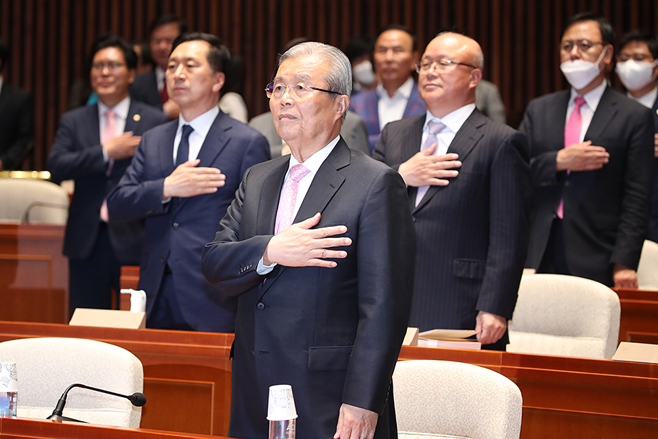 제목 노출 영역입니다 이미지