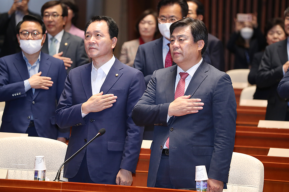 제목 노출 영역입니다 이미지