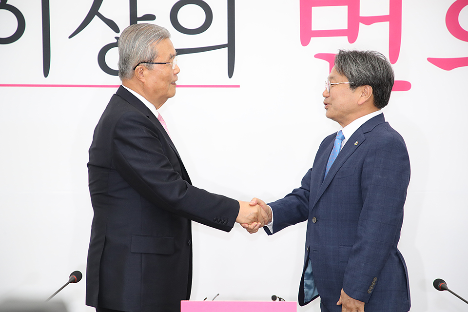 제목 노출 영역입니다 이미지