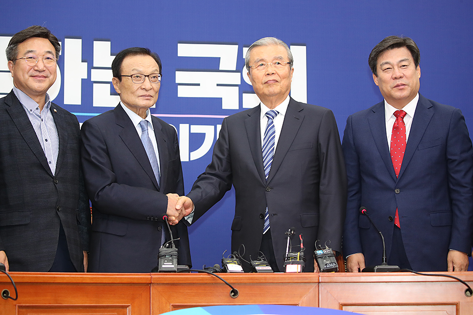 제목 노출 영역입니다 이미지