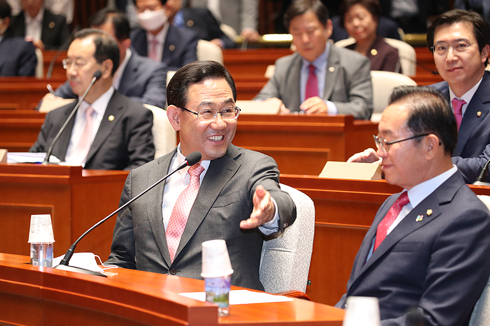 제목 노출 영역입니다 이미지