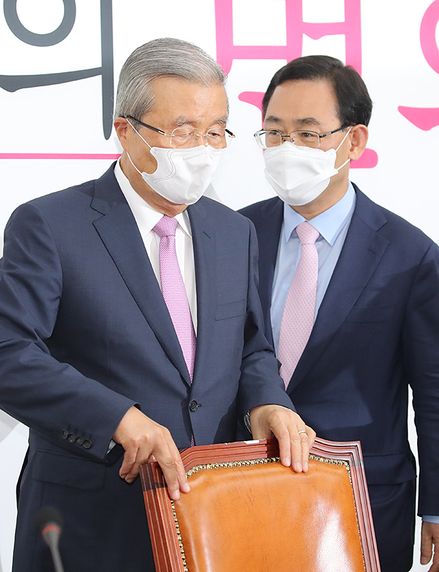 제목 노출 영역입니다 이미지