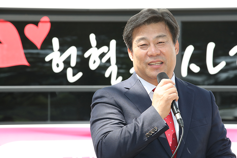 제목 노출 영역입니다 이미지