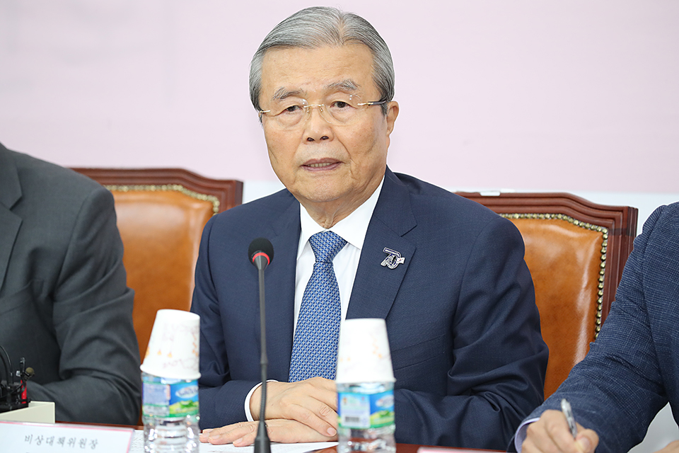 제목 노출 영역입니다 이미지