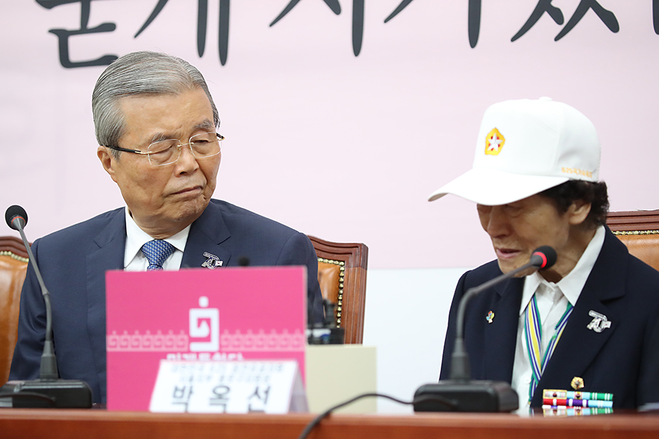제목 노출 영역입니다 이미지