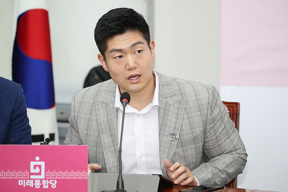 제목 노출 영역입니다 이미지