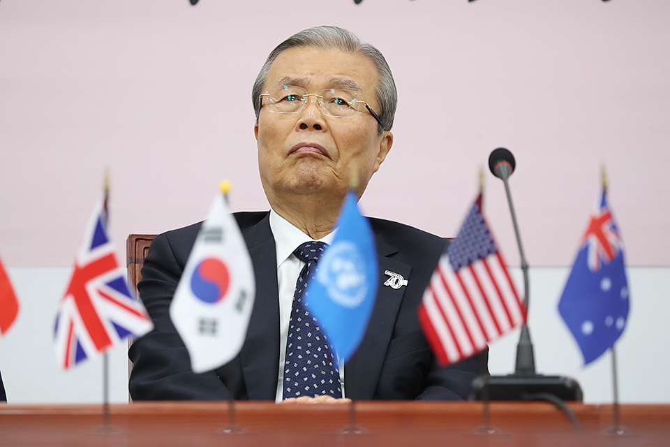 제목 노출 영역입니다 이미지