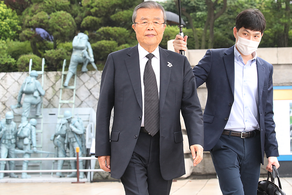 제목 노출 영역입니다 이미지