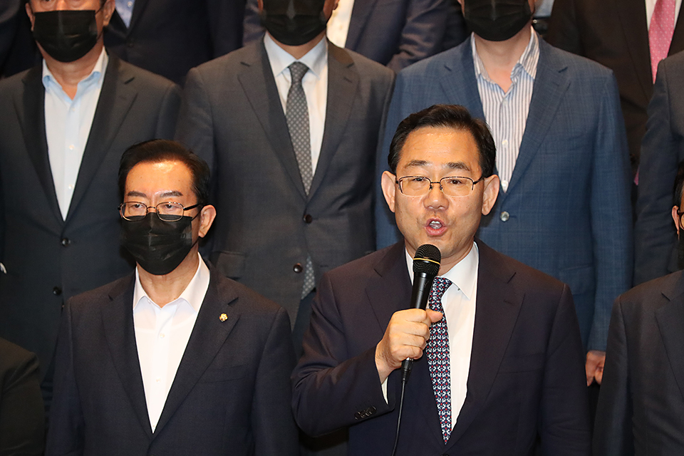 제목 노출 영역입니다 이미지