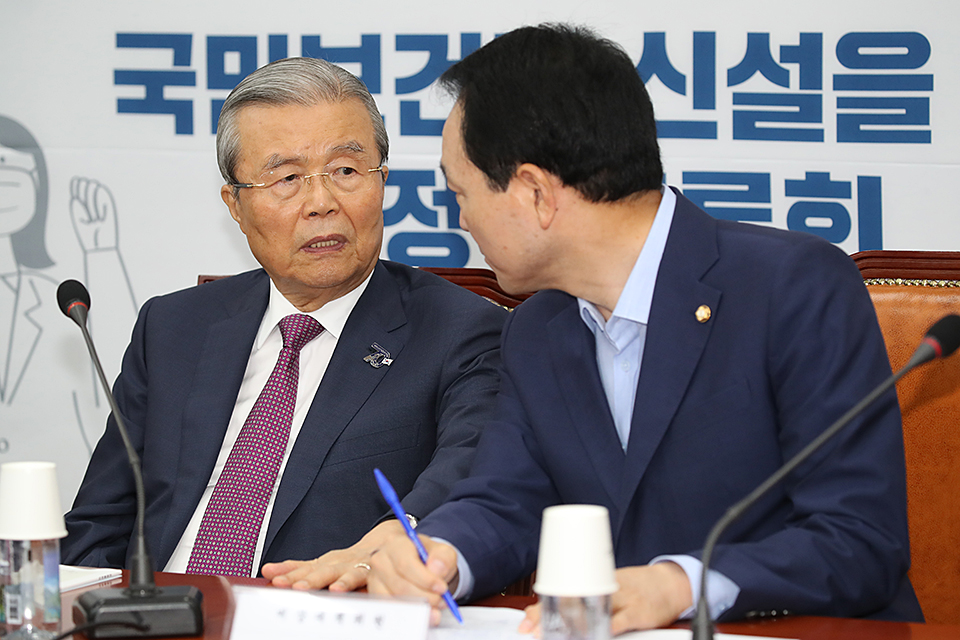 제목 노출 영역입니다 이미지