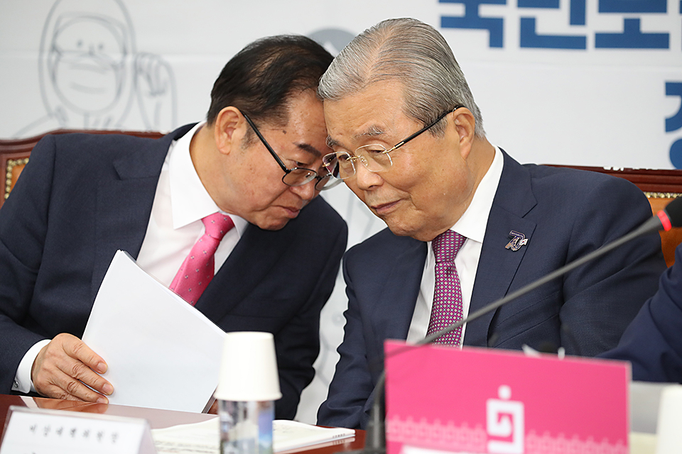 제목 노출 영역입니다 이미지