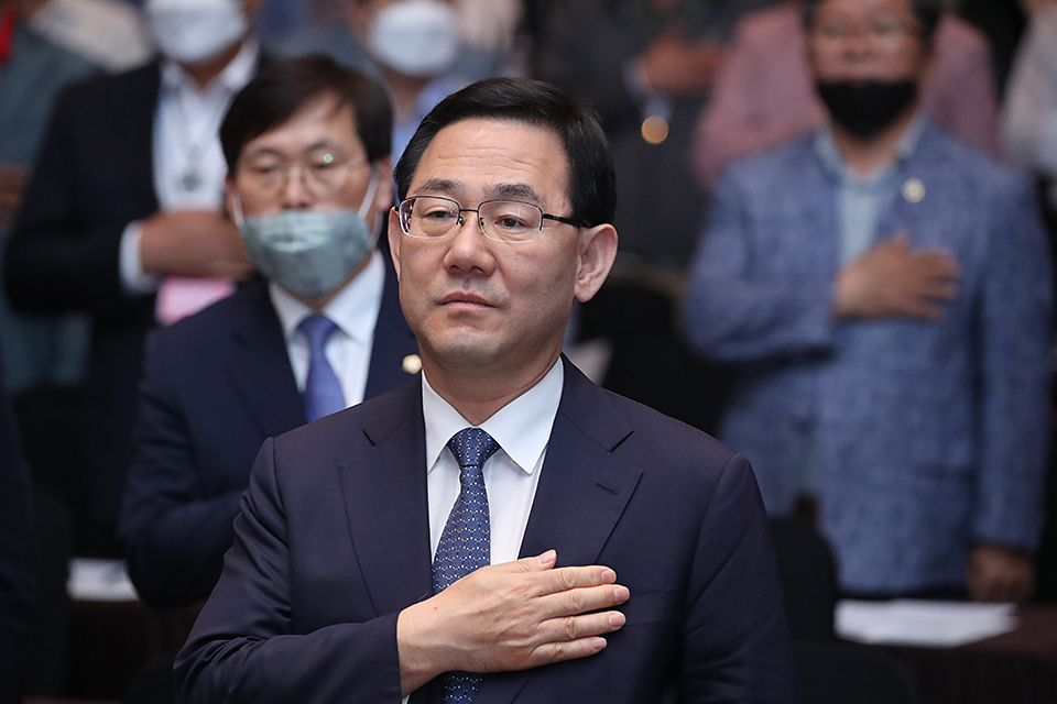 제목 노출 영역입니다 이미지