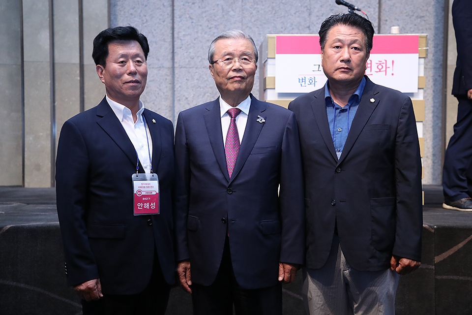 제목 노출 영역입니다 이미지