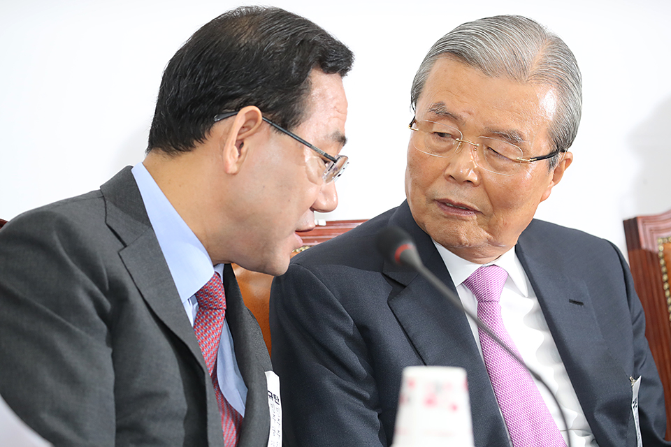 제목 노출 영역입니다 이미지