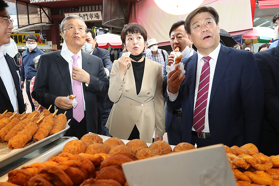 제목 노출 영역입니다 이미지